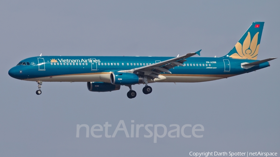 Vietnam Airlines Airbus A321-231 (VN-A398) | Photo 205771