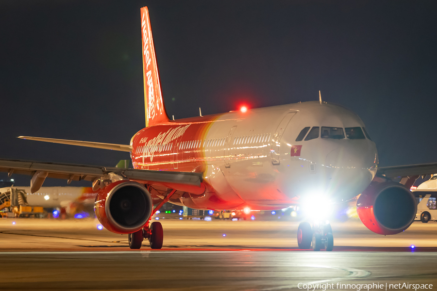 VietJet Air Airbus A321-211 (VN-A544) | Photo 562111