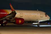 VietJet Air Airbus A321-211 (VN-A544) at  Ho Chi Minh City - Tan Son Nhat, Vietnam