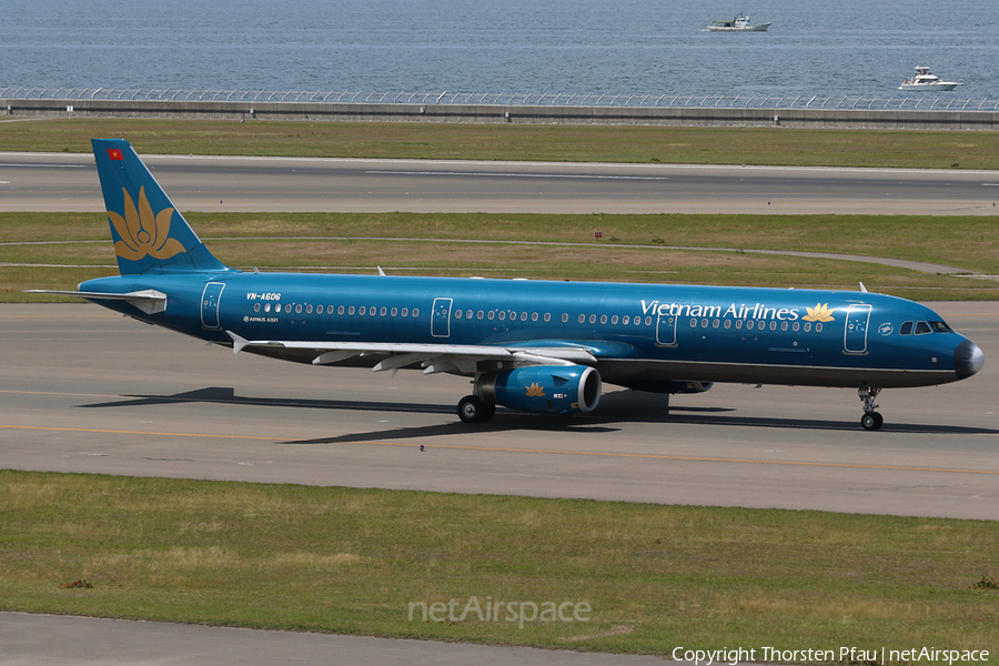 Vietnam Airlines Airbus A321-231 (VN-A606) | Photo 77086