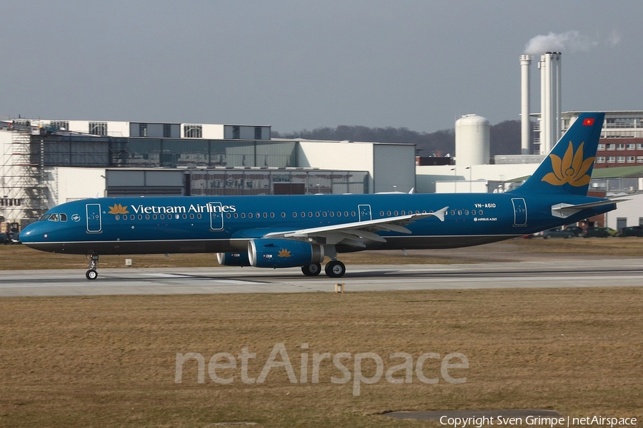 Vietnam Airlines Airbus A321-231 (VN-A610) | Photo 42222