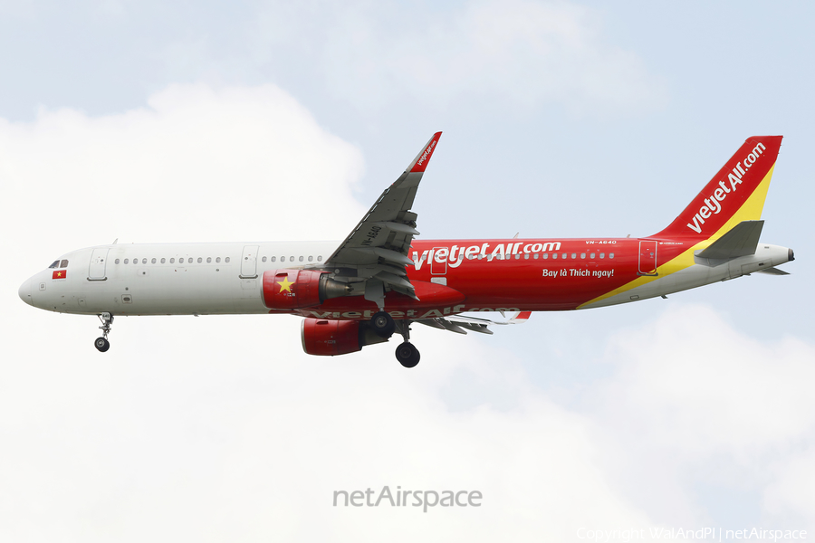 VietJet Air Airbus A321-211 (VN-A640) | Photo 618138