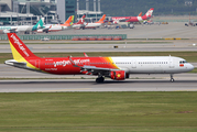 VietJet Air Airbus A321-211 (VN-A643) at  Seoul - Incheon International, South Korea