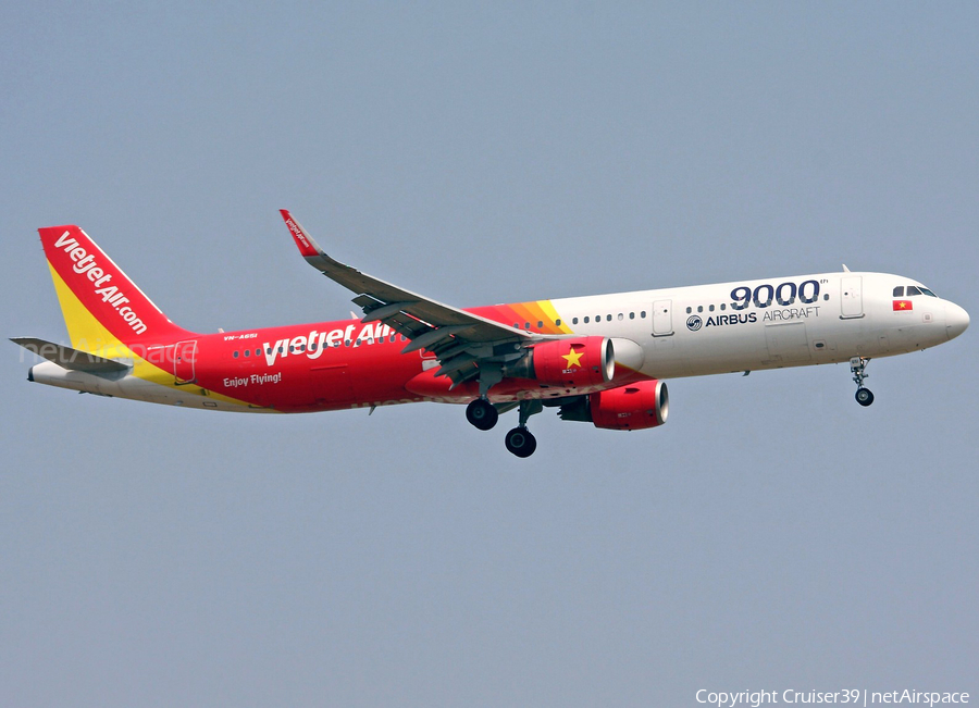 VietJet Air Airbus A321-211 (VN-A651) | Photo 340985