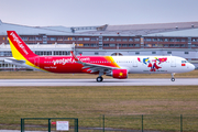 VietJet Air Airbus A321-211 (VN-A657) at  Hamburg - Finkenwerder, Germany