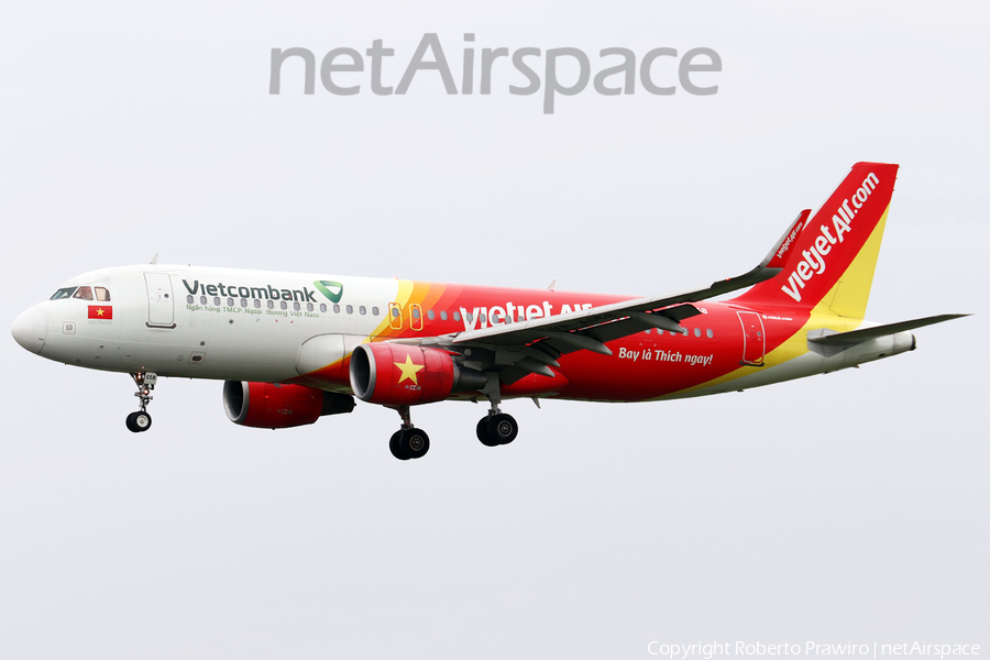 VietJet Air Airbus A320-214 (VN-A658) | Photo 374278