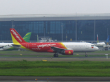 VietJet Air Airbus A320-214 (VN-A668) at  Jakarta - Soekarno-Hatta International, Indonesia