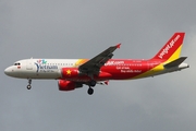 VietJet Air Airbus A320-214 (VN-A669) at  Ho Chi Minh City - Tan Son Nhat, Vietnam