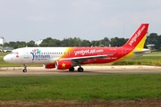 VietJet Air Airbus A320-214 (VN-A669) at  Ho Chi Minh City - Tan Son Nhat, Vietnam