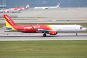 VietJet Air Airbus A321-211 (VN-A670) at  Seoul - Incheon International, South Korea