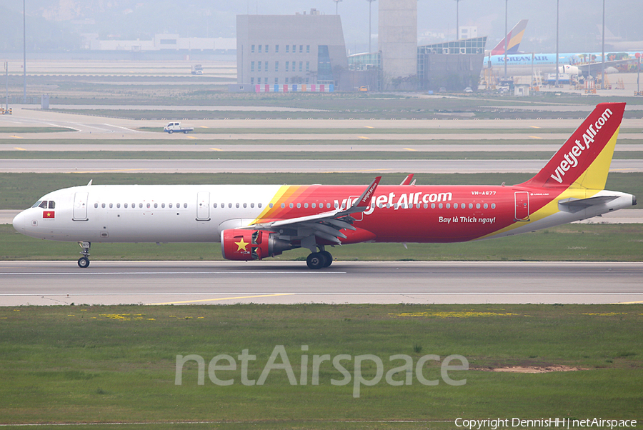 VietJet Air Airbus A321-211 (VN-A677) | Photo 372298