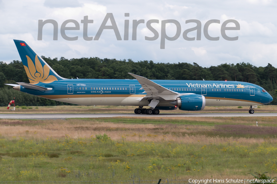 Vietnam Airlines Boeing 787-9 Dreamliner (VN-A861) | Photo 114655