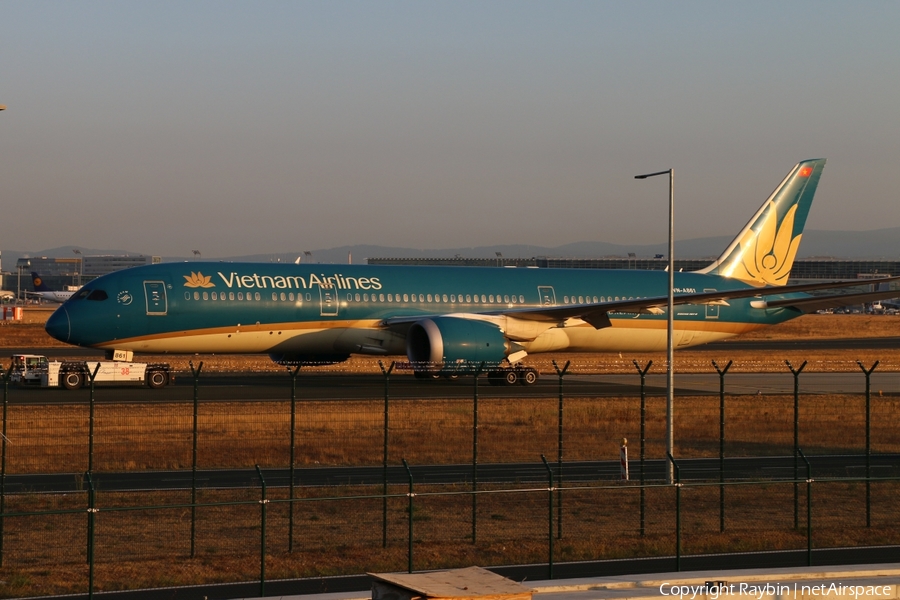 Vietnam Airlines Boeing 787-9 Dreamliner (VN-A861) | Photo 566705