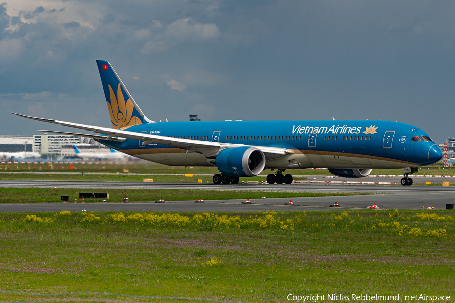 Vietnam Airlines Boeing 787-9 Dreamliner (VN-A861) | Photo 567633