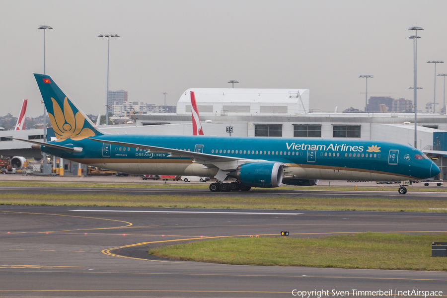 Vietnam Airlines Boeing 787-9 Dreamliner (VN-A861) | Photo 284228