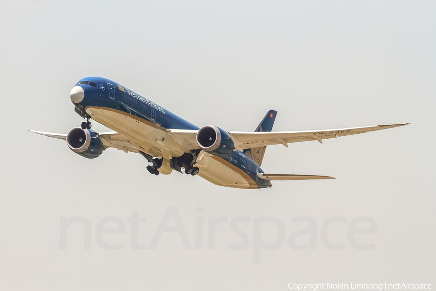 Vietnam Airlines Boeing 787-9 Dreamliner (VN-A862) | Photo 426965