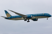 Vietnam Airlines Boeing 787-9 Dreamliner (VN-A864) at  London - Heathrow, United Kingdom