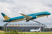 Vietnam Airlines Boeing 787-9 Dreamliner (VN-A868) at  Hamburg - Fuhlsbuettel (Helmut Schmidt), Germany