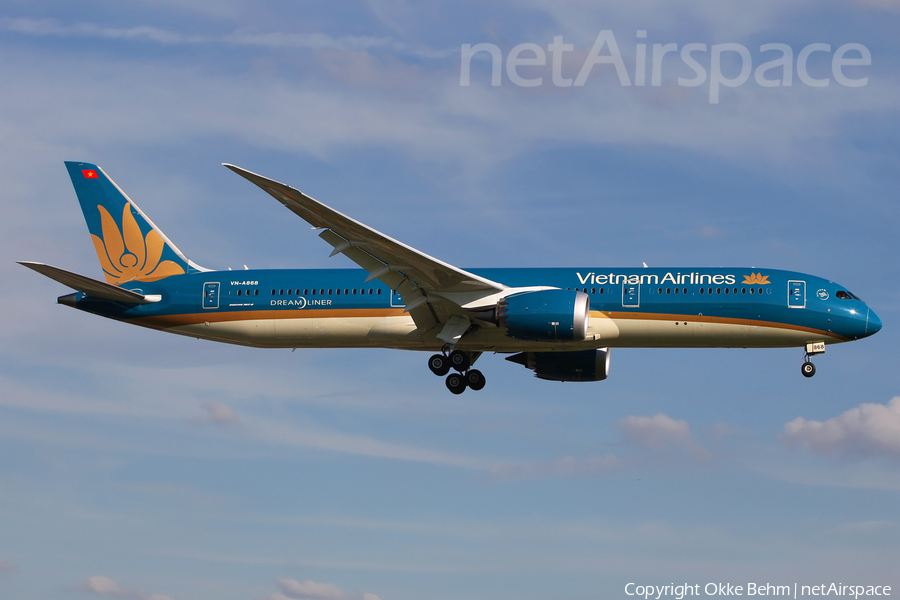 Vietnam Airlines Boeing 787-9 Dreamliner (VN-A868) | Photo 206619