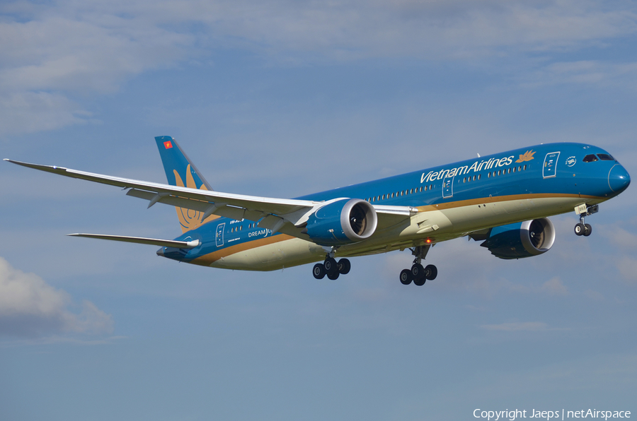 Vietnam Airlines Boeing 787-9 Dreamliner (VN-A868) | Photo 449624