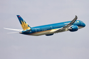 Vietnam Airlines Boeing 787-9 Dreamliner (VN-A870) at  London - Heathrow, United Kingdom