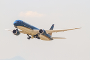 Vietnam Airlines Boeing 787-9 Dreamliner (VN-A871) at  Osaka - Kansai International, Japan