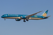 Vietnam Airlines Boeing 787-10 Dreamliner (VN-A873) at  Frankfurt am Main, Germany