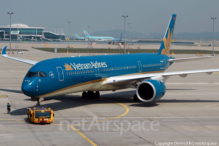 Vietnam Airlines Airbus A350-941 (VN-A888) | Photo 372107
