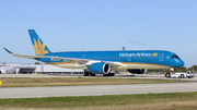 Vietnam Airlines Airbus A350-941 (VN-A889) at  Paris - Charles de Gaulle (Roissy), France
