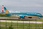 Vietnam Airlines Airbus A350-941 (VN-A890) at  Paris - Charles de Gaulle (Roissy), France