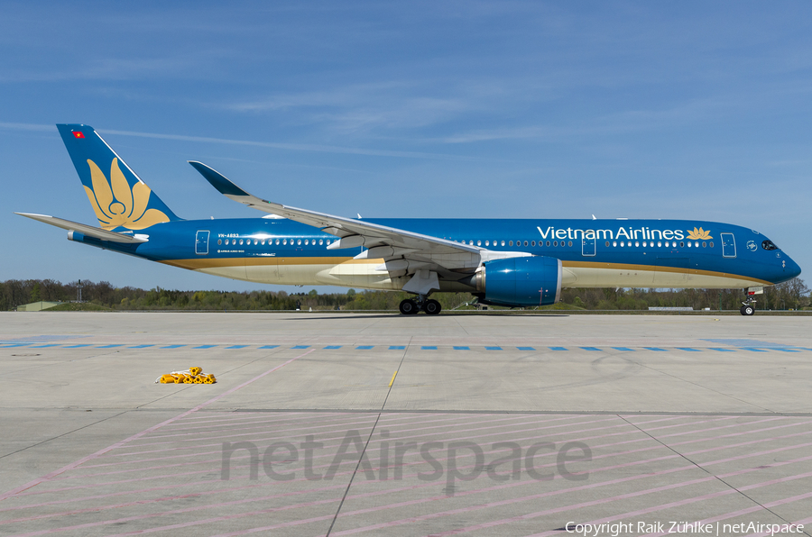 Vietnam Airlines Airbus A350-941 (VN-A893) | Photo 382648