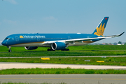 Vietnam Airlines Airbus A350-941 (VN-A894) at  Paris - Charles de Gaulle (Roissy), France