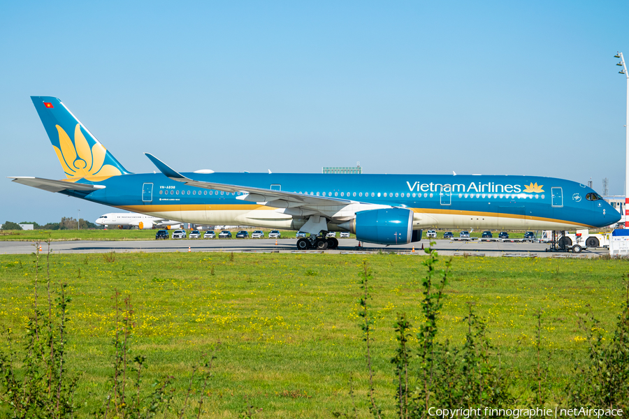 Vietnam Airlines Airbus A350-941 (VN-A898) | Photo 475151