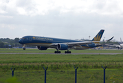 Vietnam Airlines Airbus A350-941 (VN-A898) at  Warsaw - Frederic Chopin International, Poland