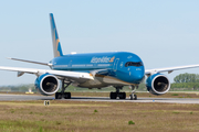 Vietnam Airlines Airbus A350-941 (VN-A899) at  Leipzig/Halle - Schkeuditz, Germany