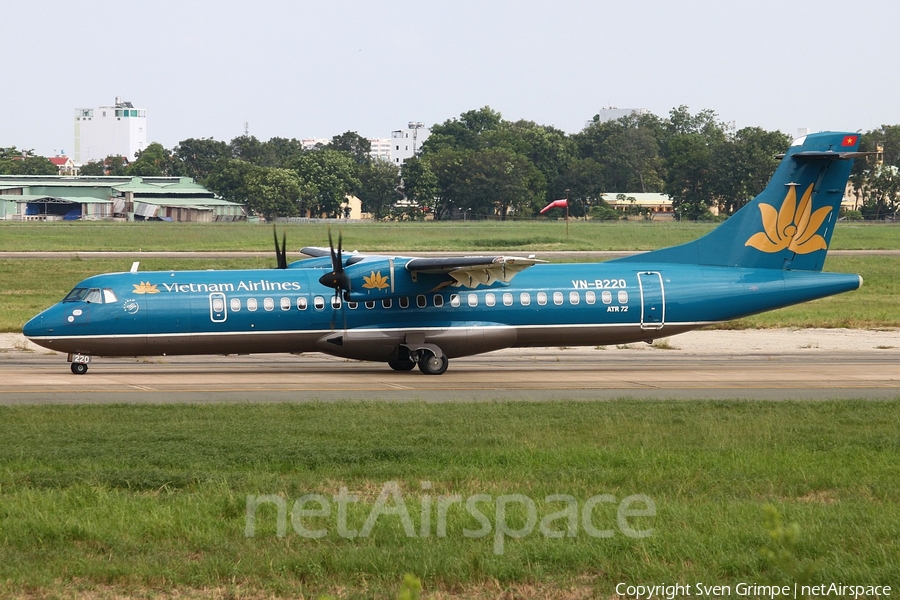 Vietnam Airlines ATR 72-500 (VN-B220) | Photo 15107