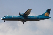 Vietnam Airlines ATR 72-500 (VN-B223) at  Ho Chi Minh City - Tan Son Nhat, Vietnam