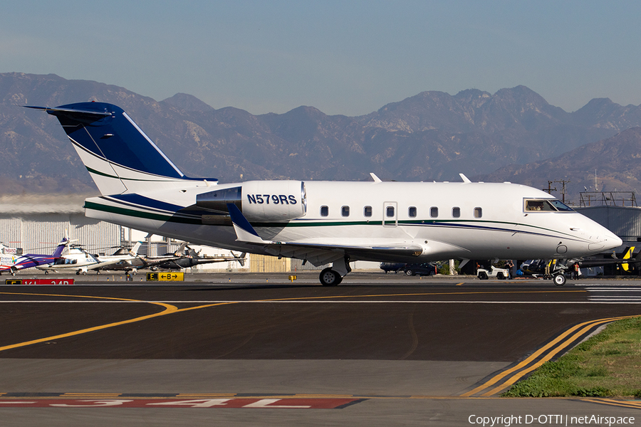 Dreamline Aviation Bombardier CL-600-2B16 Challenger 604 (N579RS) | Photo 561654