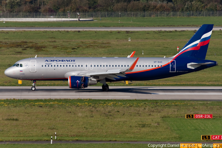 Aeroflot - Russian Airlines Airbus A320-214 (VP-BAD) | Photo 447527