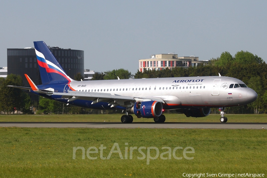 Aeroflot - Russian Airlines Airbus A320-214 (VP-BAD) | Photo 289057