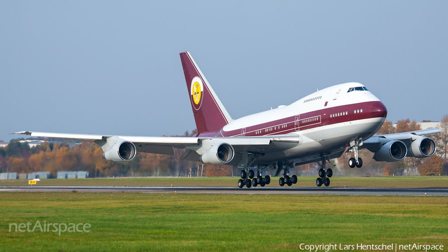 Qatar Amiri Flight Boeing 747SP-21 (VP-BAT) | Photo 337728