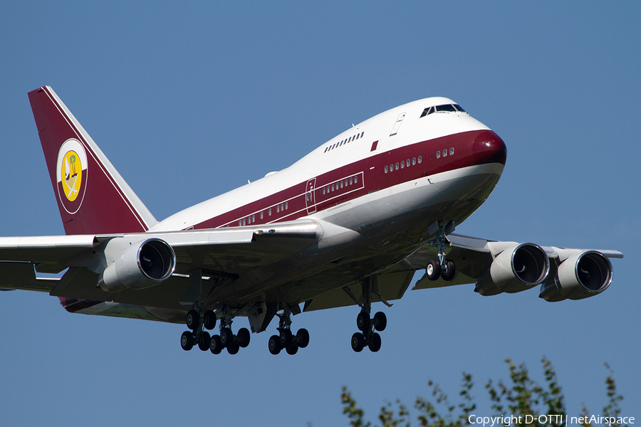 Qatar Amiri Flight Boeing 747SP-21 (VP-BAT) | Photo 368101