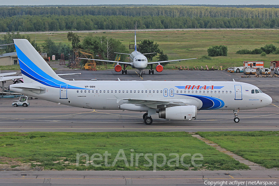 Yamal Airlines Airbus A320-232 (VP-BBN) | Photo 389024