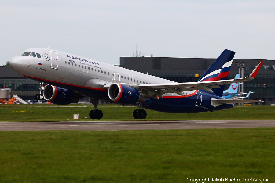 Aeroflot - Russian Airlines Airbus A320-214 (VP-BCB) | Photo 163489