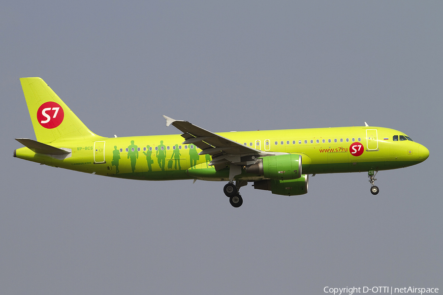 S7 Airlines Airbus A320-214 (VP-BCS) | Photo 305817