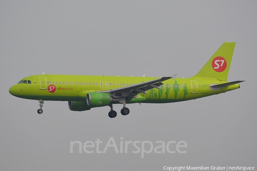 S7 Airlines Airbus A320-214 (VP-BCZ) | Photo 112028