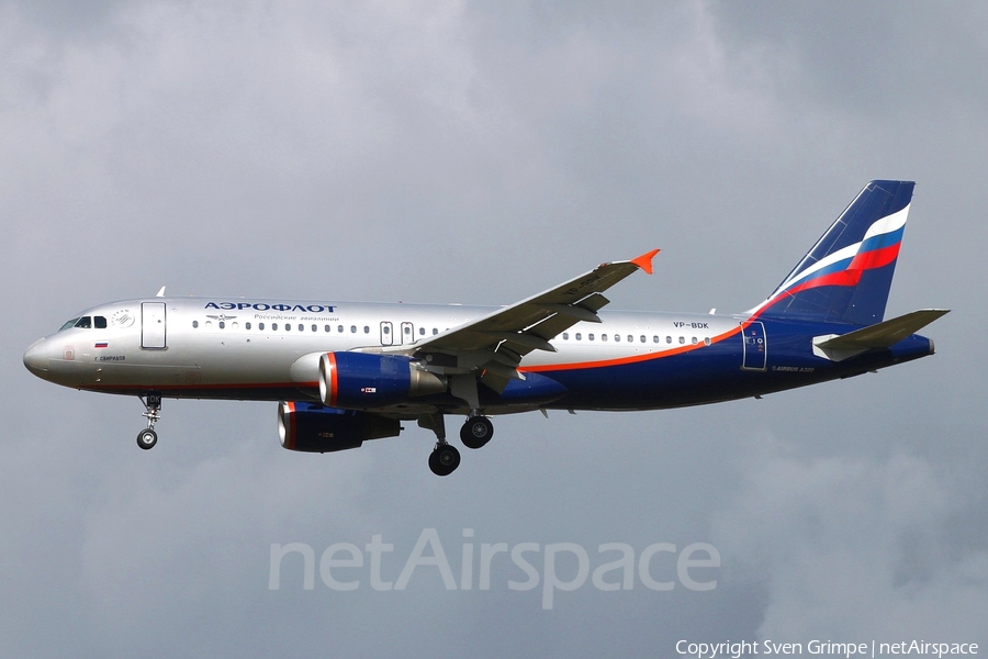 Aeroflot - Russian Airlines Airbus A320-214 (VP-BDK) | Photo 32178