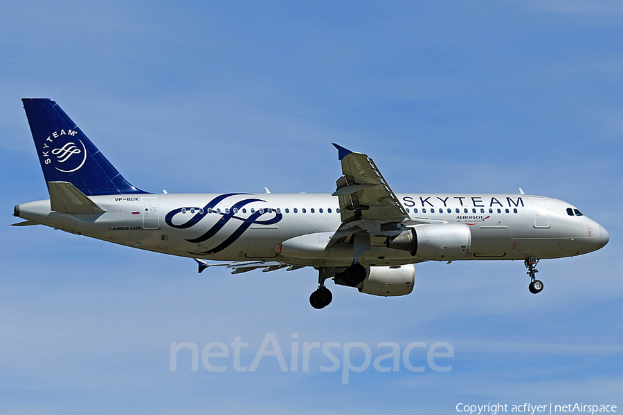 Aeroflot - Russian Airlines Airbus A320-214 (VP-BDK) | Photo 176256