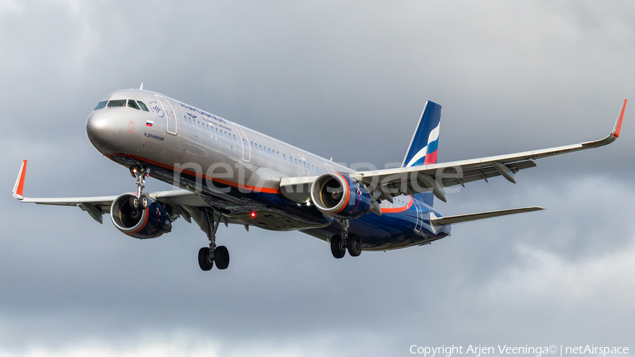 Aeroflot - Russian Airlines Airbus A321-211 (VP-BES) | Photo 380459