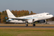 SonAir Airbus A319-115X CJ (VP-BEY) at  Hamburg - Fuhlsbuettel (Helmut Schmidt), Germany